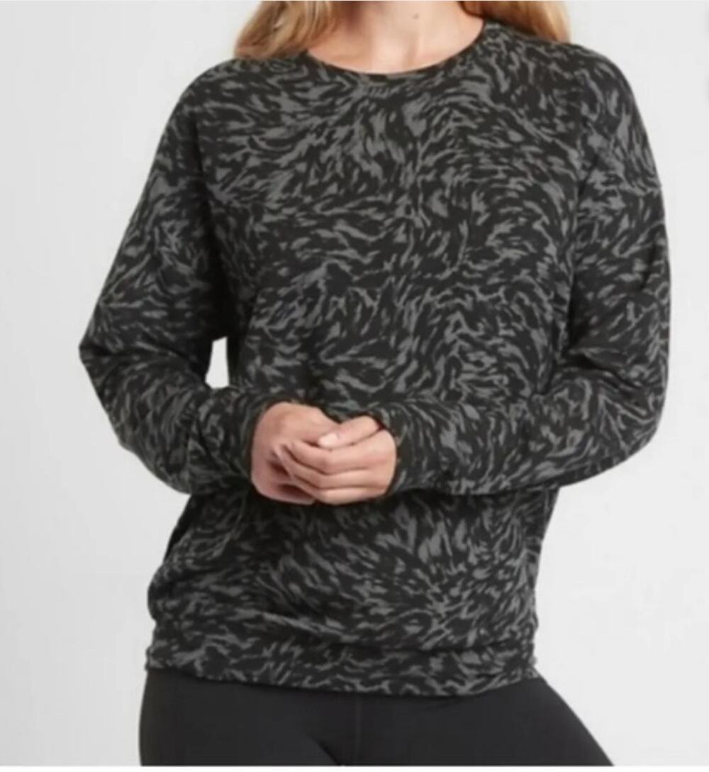 Athleta Balance Pullover M Black Lynx Animal Print Sweatshirt 632058 Tencel